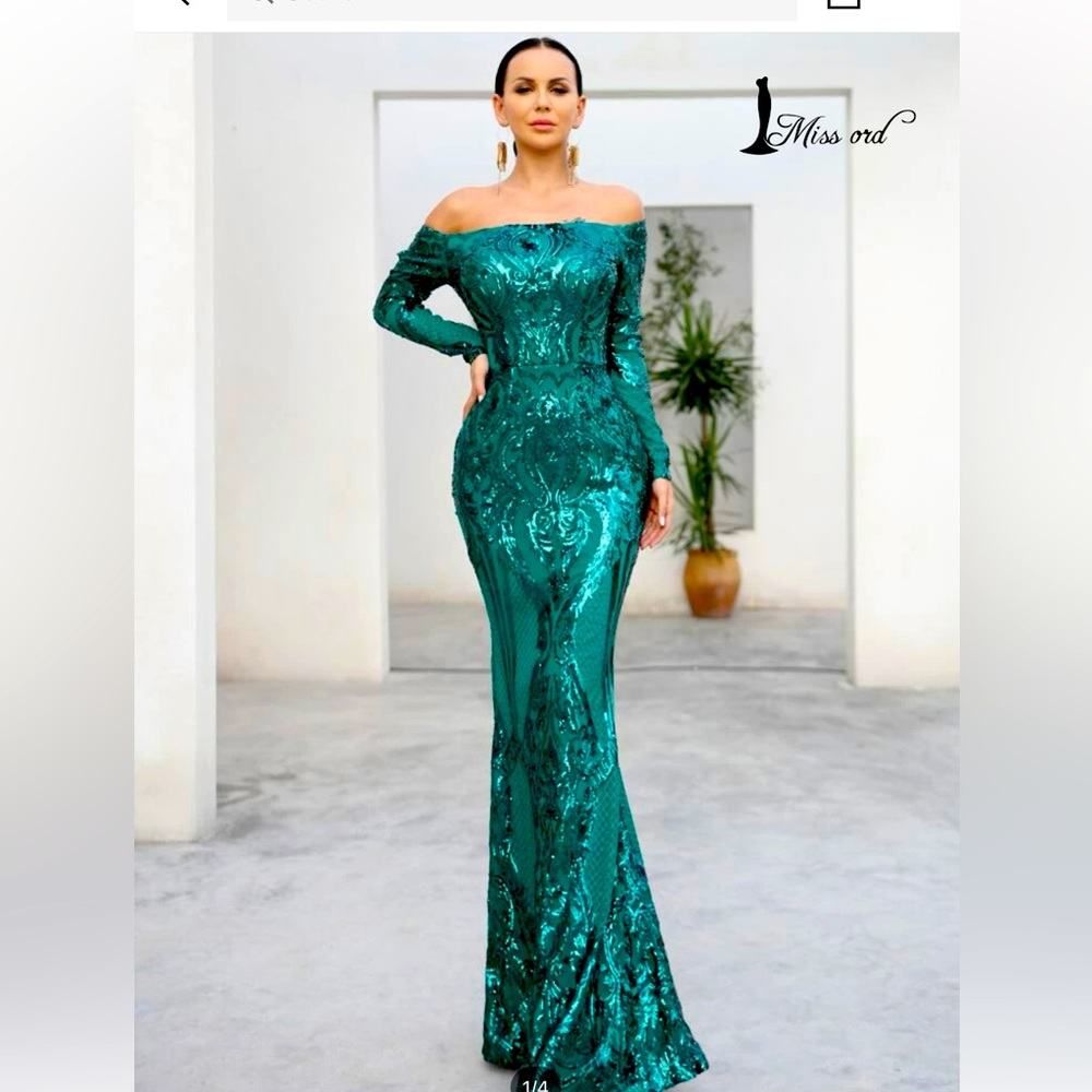 Missord Emerald Green Prom dress